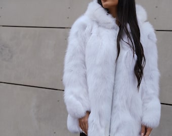 Luxury White Fox Hooded fur jacket for women,stylish winter fur
