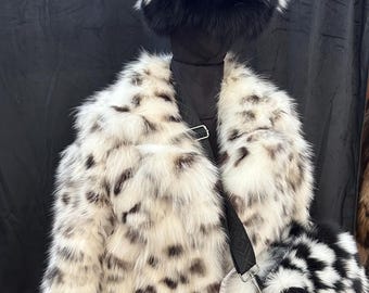 Luxury set woman black and white Jacket/bags and hat