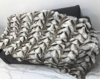 Real Natural Blue Fox Paws Blanket with Satin Lining