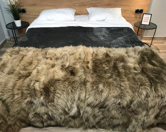 Khaki Coyote Fur Blanket: Satin Lined Throw