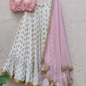 White zari Lehenga, Indian Designer Lehenga, Wedding Lehenga, Bridemaids Lehenga, Lehenga choli, Crop Top Skirt, Pakistani Lehenga, Ready ma