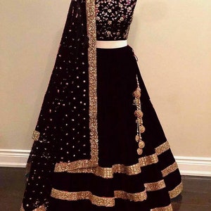 Black Silk Lehenga choli with georgette Dupatta, Indian Designer Lehenga, Wedding Lehenga,  bridemaids Lehenga,  lehenga chili, crop top skt