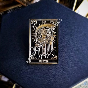 Pin de esmalte macio de 1,5" x 1", Morte, Papa Emérito IV, Fantasma, Carta de Tarô
