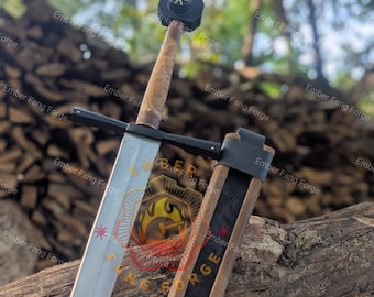 Hand-Forged High-Carbon Steel Longsword: Medieval Cosplay Prop, Collector Display