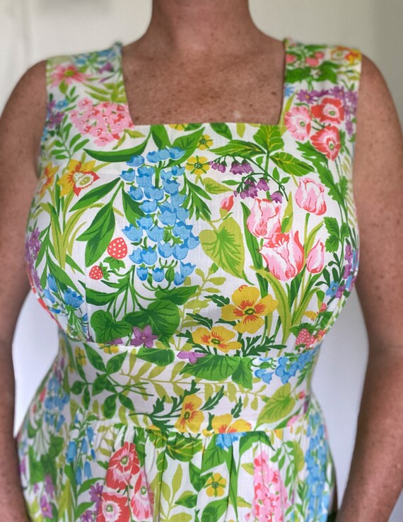 Vintage Floral Dress - image 3