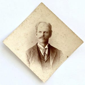 c1800 Gentleman Unique On-Point Albumin Print Carte de Visite CDV Photograph