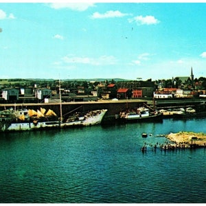 c1970 Cape Breton Harbour North Sydney Nouvelle-Écosse Canada Carte postale non postée