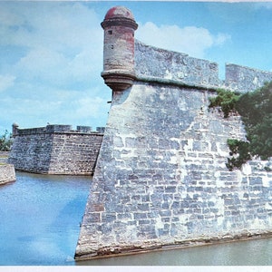 c1960's Castillo De San Marcos National Monument St Augustine FL Carte postale 6x9in
