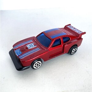Leaping Red Ford Capri Turbo #12 Diecast Sports Car CN114 Hong Kong