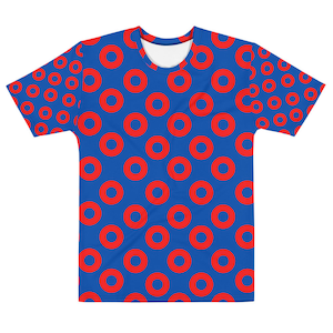 以下が含まれることがあります： 赤いドーナツ柄の青い半袖Tシャツです。
