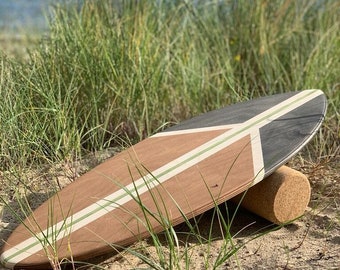 Handmade woodybalance Board PEACE + Ständer, Korkrolle, Anfänger & Profi Balanceboard, Surf-, Skate-, Snowboard Feeling, Top Geschenk Idee