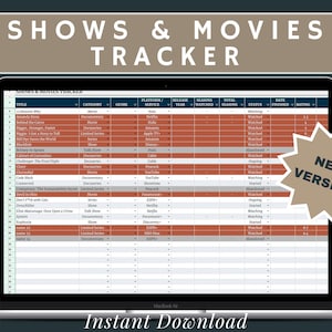 Può includere: Un foglio di calcolo di Google Sheets sullo schermo di un laptop con il titolo "Shows & Movies Tracker". Il foglio di calcolo è organizzato in colonne con intestazioni come "Titolo", "Categoria", "Genere", "Piattaforma/Servizio", "Anno di rilascio", "Stagioni viste", "Stagioni totali", "Stato", "Data di completamento" e "Valutazione".