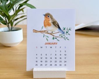 Calendario da scrivania con uccelli del 2027, illustrazioni di uccelli ad acquerello, regalo per amanti della natura e decorazione in stile rustico.