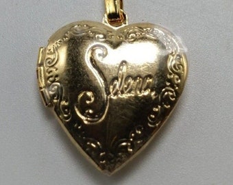 Vintage Original Singer Musician Selena Quintanilla cd Old Stock/  New Stock Heart Shaped Locket with Pictures ***FREE Domestic SHIPPING***