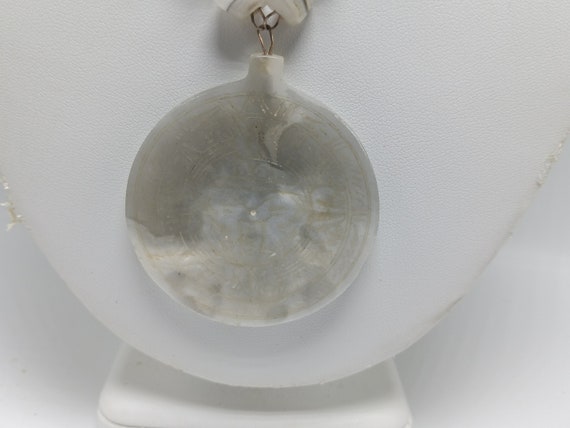 Vintage Grey and Beige Mexican Agate Sundial Pend… - image 3
