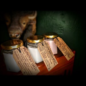 Wic-in Spellbound Candle - with healing crystal inside
