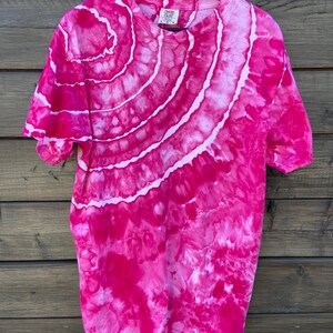 Large Fuchsia Bullseye Ice dye shirt