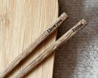 Ensemble de baguettes personnalisées gravez votre propre texte personnalisé - Anniversaire Chopstick Nom Graduation Gift Wooden Gift Sushi Noodle