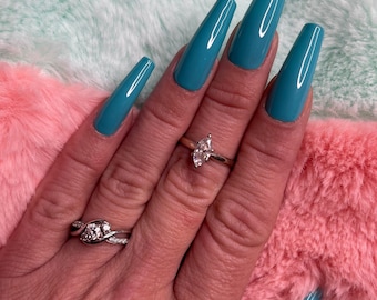 ¡Bellezas turquesas! Declaración audaz ¡Presión de color en las uñas!