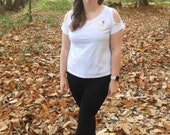 Logo drop tail cold shoulder t-shirt