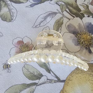 Hair claw clip