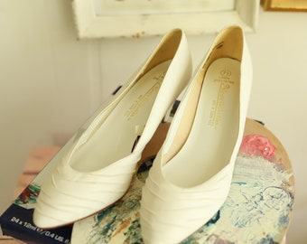 Deadstock Vintage Linda Private Collection Heels