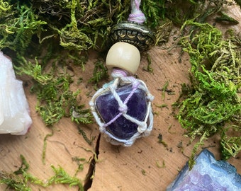 Amethyst | Crystal Macramé Necklace