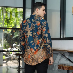 Men's Traditional Indonesia Batik Shirt Long Sleeve Parang Premium Dobby Cloth Made to Order 72 Batik image 3