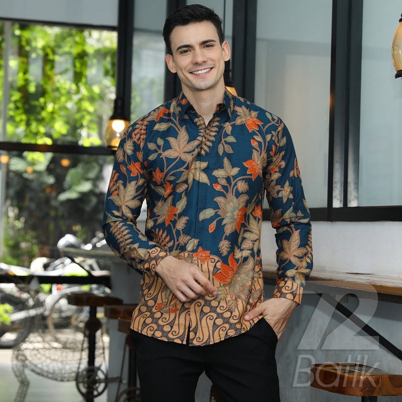 Men's Traditional Indonesia Batik Shirt Long Sleeve Parang Premium Dobby Cloth Made to Order 72 Batik image 1