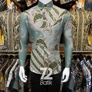 Men's Long Sleeve Batik Shirt: Slim Fit Formal Wear