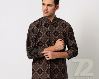 Chemise en coton batik faite main : manches longues, noir et marron