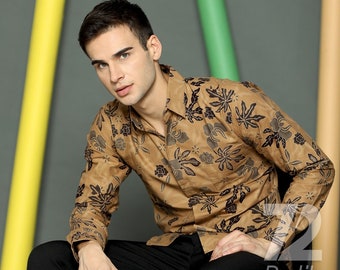casual daywear Batik shirt for man, Unlined batik pattern, comfortable and Stylish
