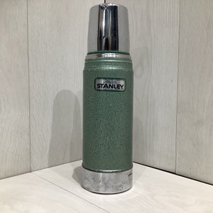 Stanley Thermos 32 oz 1980's