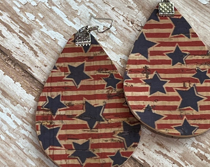 Stars and Stripes cork grunge earrings, cork earrings, patriotic earrings, customizable, glitter earrings.