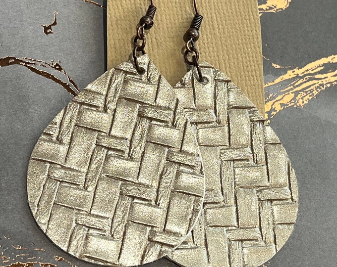 Tan basketweave  texture, faux leather double sided earrings, textured teardrops, tan earrings, goldish earrings leopard backing