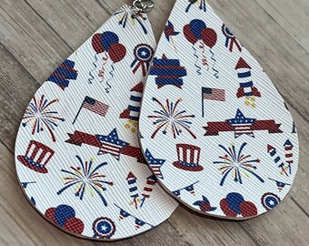 Fun patriotic earrings, July 4th, Memorial Day earrings, fun patriotic teardrop earrings