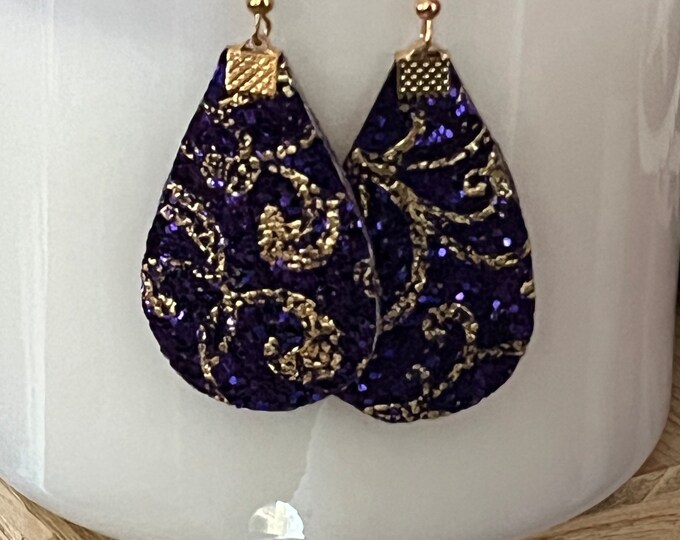 Purple and gold earrings, teardrop and diamond shaped, gold design earrings.