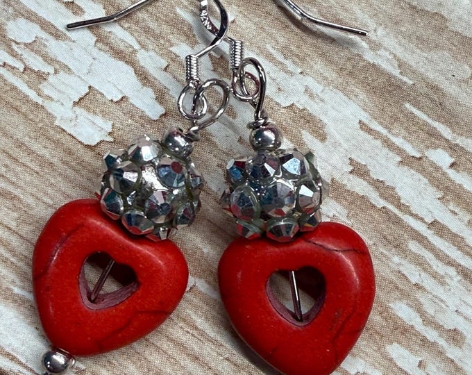 Heart dangle earrings, valentines earrings, valentines jewelry, heart jewelry.