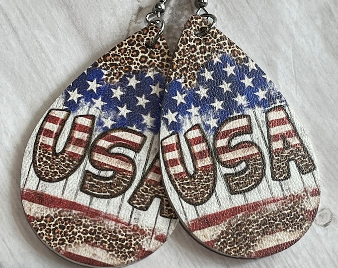 USA earrings, leopard USA, patriotic earrings