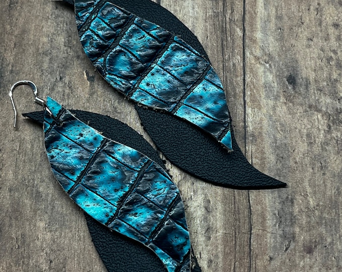 leather swirl earrings, turquoise leather layered earrings.