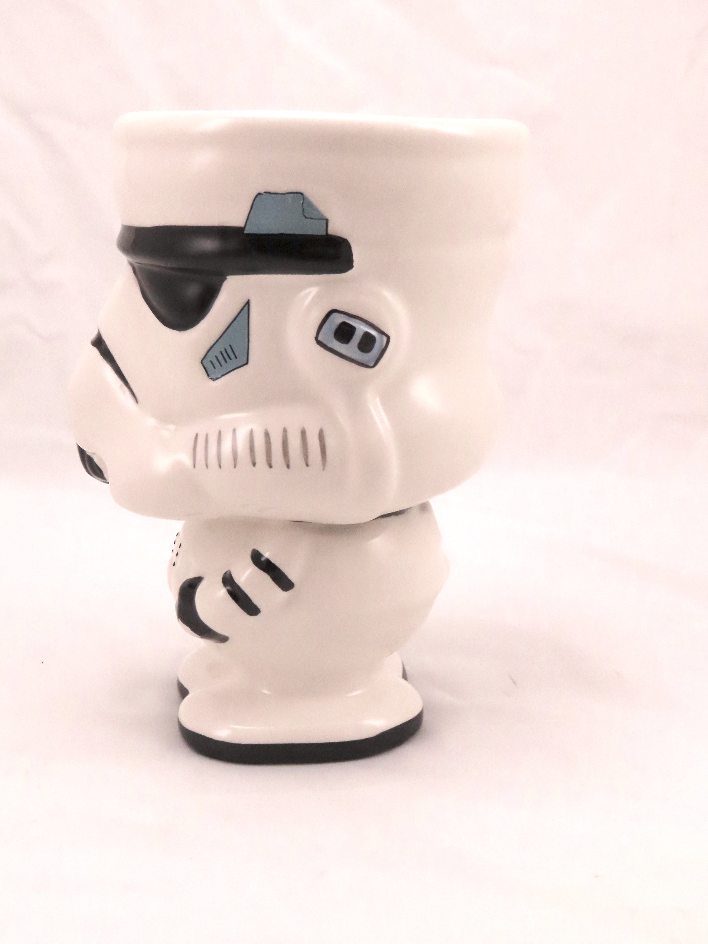 Feve Star Wars Stormtrooper Porcelaine Figurine Miniature