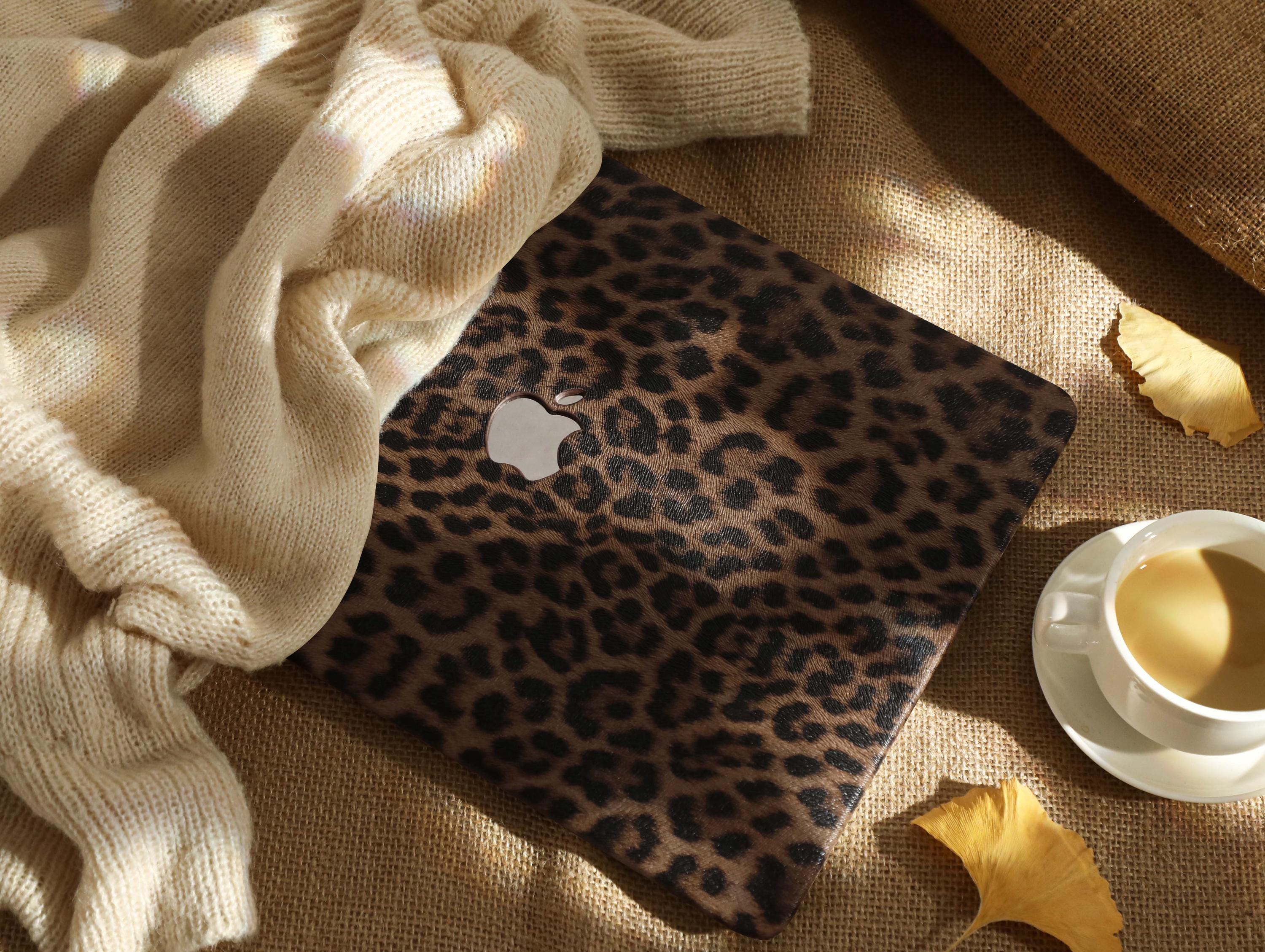 Retro Leopard Print Personalized Leather MacBook Hard Case for M2