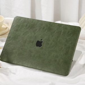 Vintage Green Personalized Leather Macbook Hard Case for New Macbook Air 11/13 Pro 13/14/16 inch Laptop M2 Air Pro 2022/2023