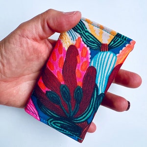 Weatherproof Card Holder/Snap Closure/JW Wallet/Aussie Gift/Australian Natives/2 Two Pocket Wallet/Gift Card Holder/Contact Card/Metro Cart