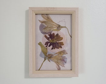 Pressed Flowers | Light Wood Frame | Dried Flowers | Spring Flowers | Real Flowers in Frame | Pressed Flowers | Oddities|