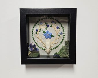 Weasel Skull | Blue Flowers | Animal Skull | Mink Skull | Antlers | Embroidery | Frame | Oddities | Black Shadowbox | Taxidermy | Moss