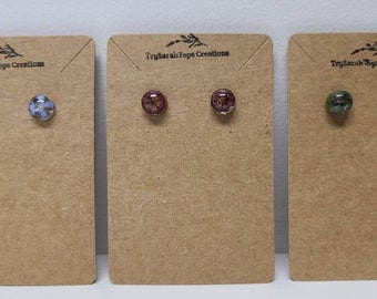Flower Stud Earrings | Resin Jewelry | Moss in Resin | Blue Flowers | Purple Flowers | Moss Earrings | Flowers in Resin | Oddities