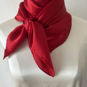 100% Natural Mulberry Silk 35&quot; x 35&quot; Plain Red Large Scarf Silk Neck Scarf Hair Scarf Head Wrap Red Scarf Christmas Mother&#39;s Day Gift