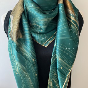 35.4&*; Vintage Paisley Print Bandana Elegant Satin Square Scarf * Silk Women Head Wrap Hair Accessories