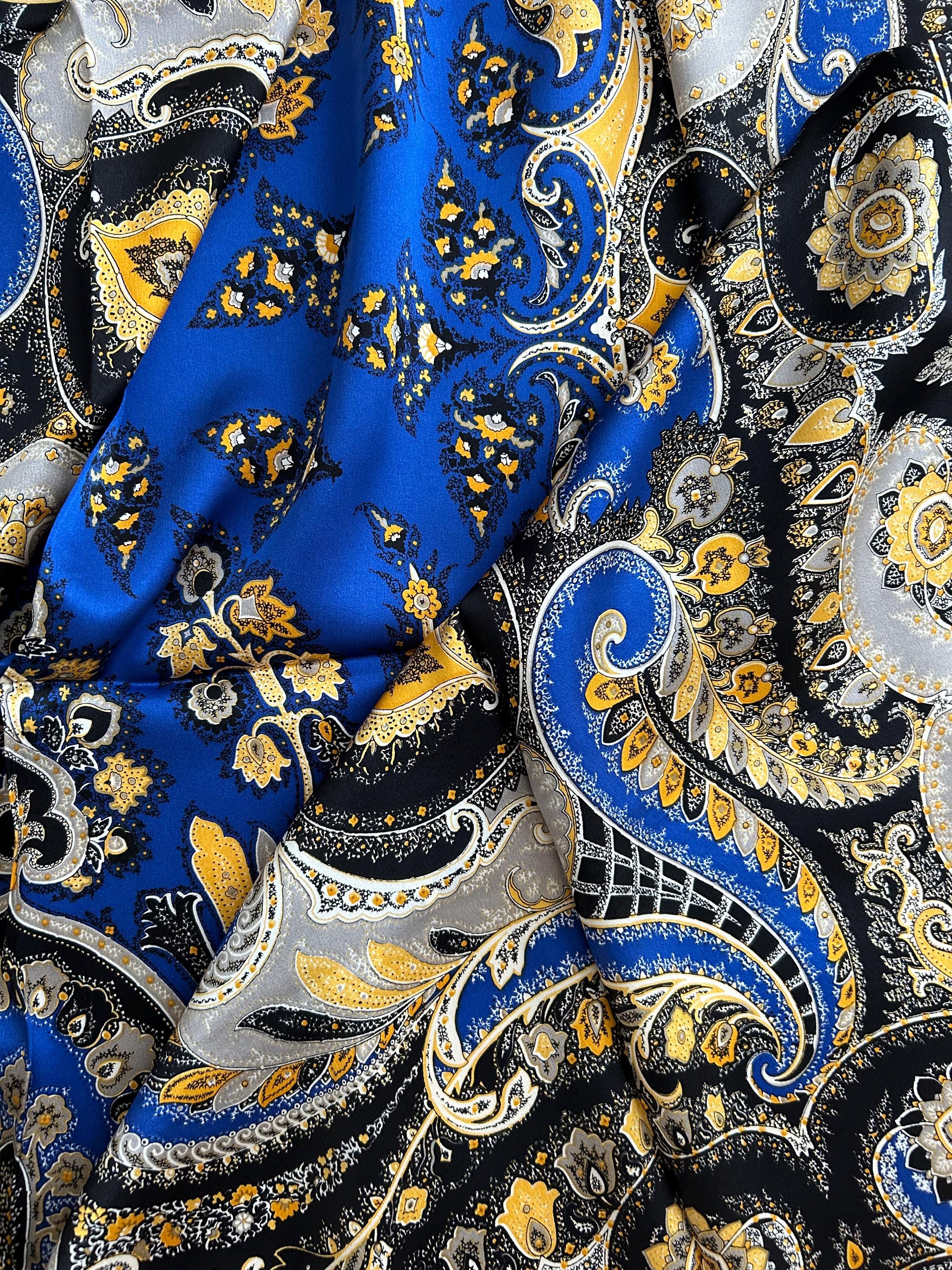 インドシルクサリーブルー& ゴールド Mulberry Silk Scarf: Blue & Gold Floral Print, Hand-rolled Edges